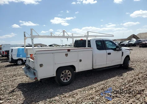 2017 Ford F250 Super Duty z USA, uszkodzony, nr VIN 1FD7X2A62HEB54633